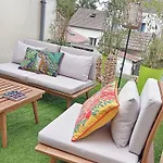 Rooms Home Suites Privees Confortables Jusqu'A 10 Personnes De 18 A 85 M2