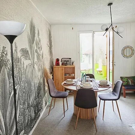 ROOMS HOME Suites privées et familiales jusqu à 8 personnes entre Reims et Disneyland Paris Charly-sur-Marne