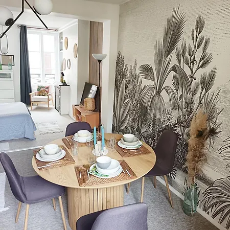ROOMS HOME Suites privées et familiales jusqu à 8 personnes entre Reims et Disneyland Paris * Charly-sur-Marne