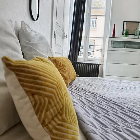 ROOMS HOME Suites privées et familiales jusqu à 8 personnes entre Reims et Disneyland Paris *