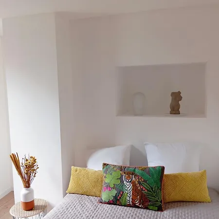 Privees Confortables Jusqu'a 10 Personnes De 18 A 85 M2 בית אירוח Charly-sur-Marne