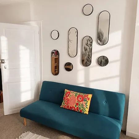 Homestay Csm: Private With Terrace For Families *