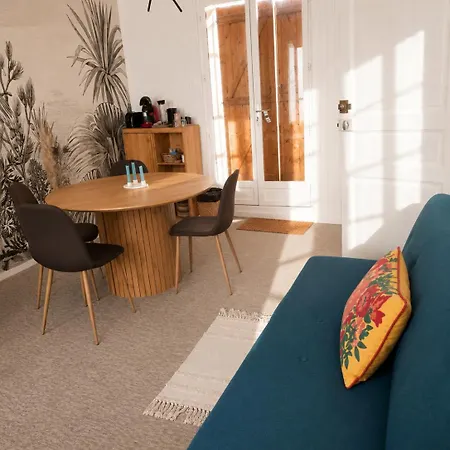Homestay Csm: Private With Terrace For Families Charly-sur-Marne
