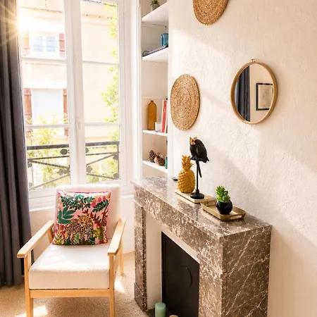 Homestay Csm: Private With Terrace For Families